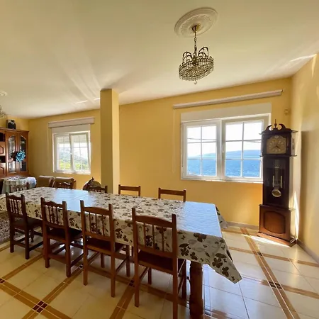 Prázdninový dům Casa Mar O Pindo, Con Vistas Al Mar O Pindo